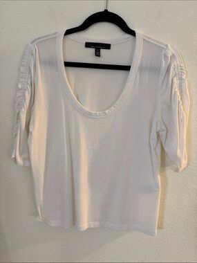 White House Black Market Cream Scoop Neck Ruched Short Sleeve Top